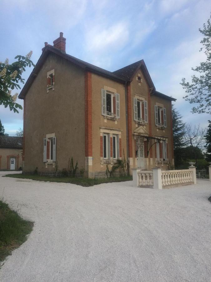 Maison De Vacances Cronat - Au Bord De L'Eurovelo 6 Екстериор снимка